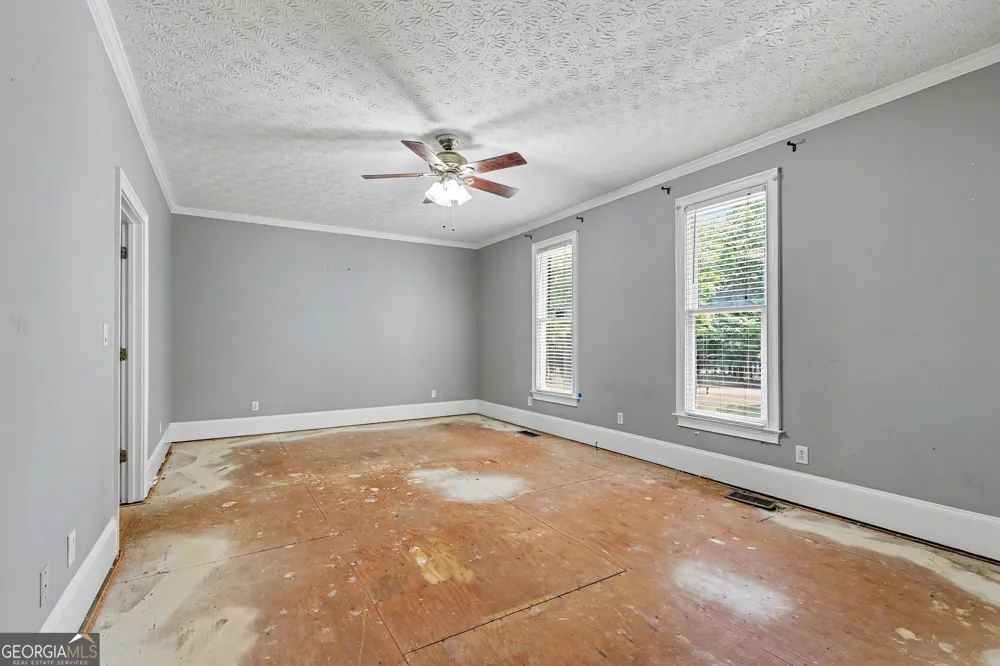 107 Big Oak DR Barnesville, GA 30204