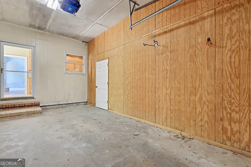 107 Big Oak DR Barnesville, GA 30204