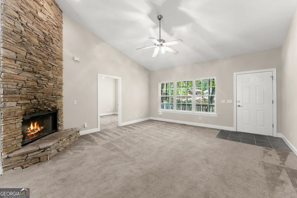 337 Spring Crest RD Cleveland, GA 30528