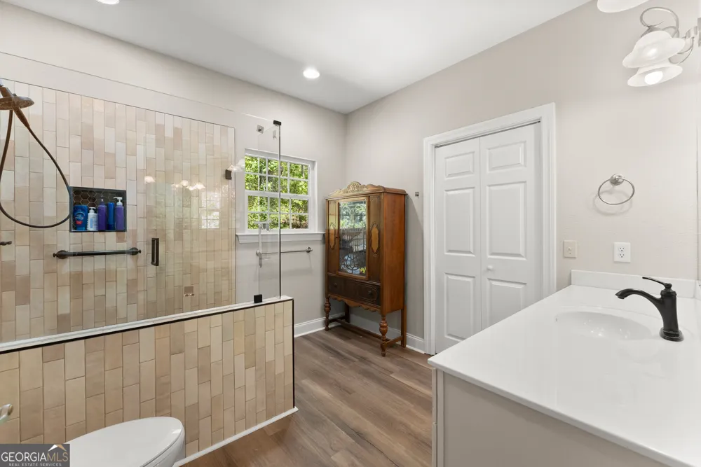 337 Spring Crest RD Cleveland, GA 30528