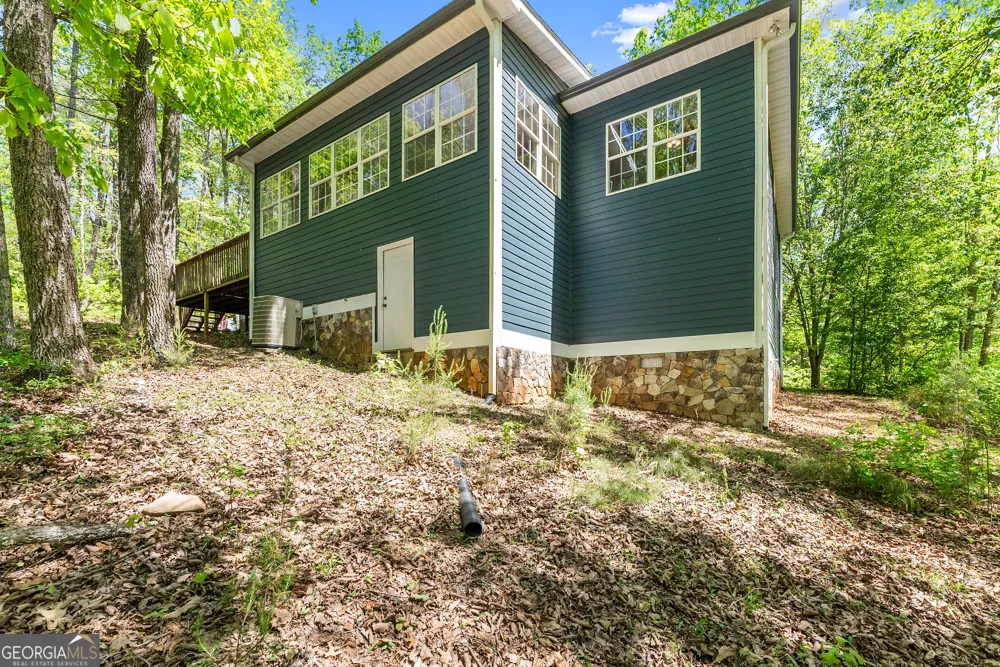 337 Spring Crest RD Cleveland, GA 30528