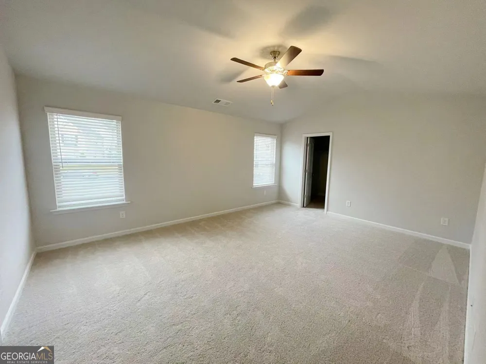 928 Yancey CT Loganville, GA 30052