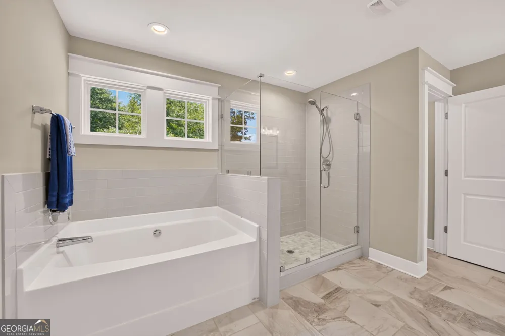 70 Senoia Oaks WAY Senoia, GA 30276