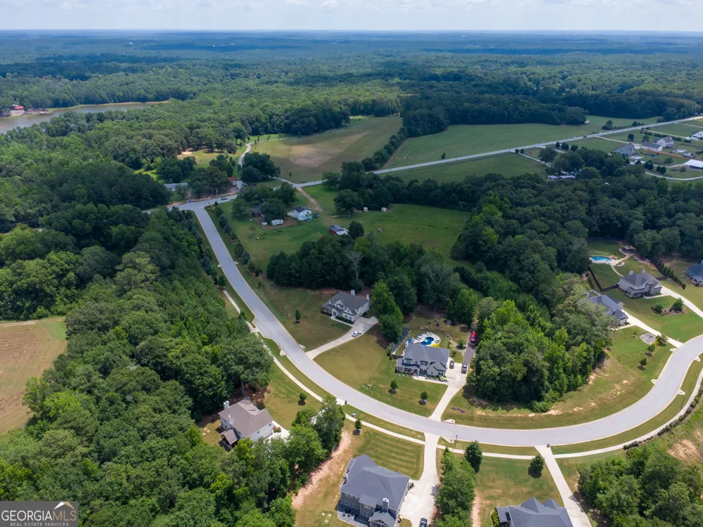 70 Senoia Oaks WAY Senoia, GA 30276