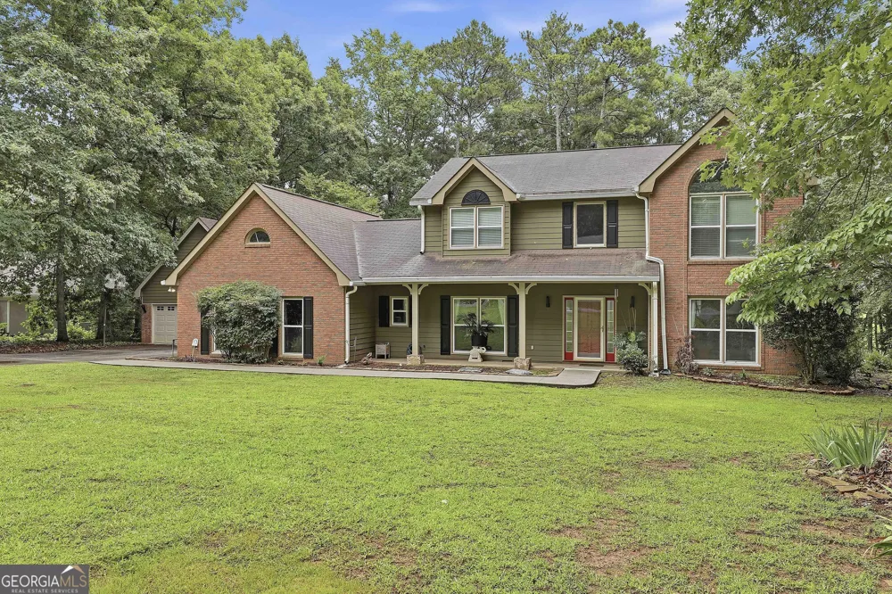 105 Crimson RDG Tyrone, GA 30290