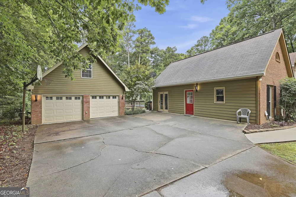 105 Crimson RDG Tyrone, GA 30290
