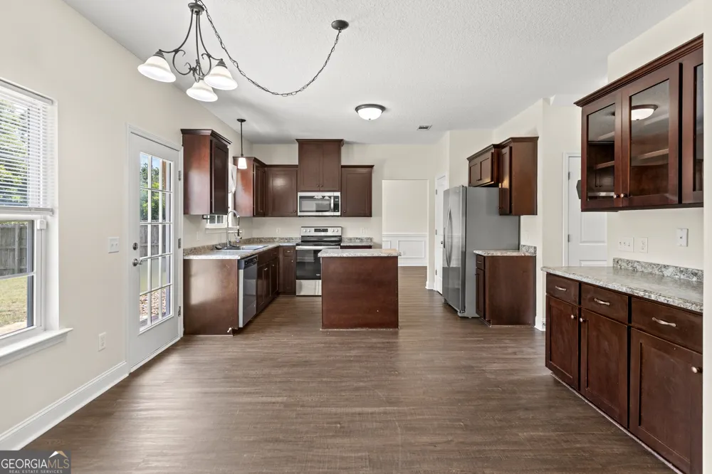 267 Alcott CIR Hinesville, GA 31313