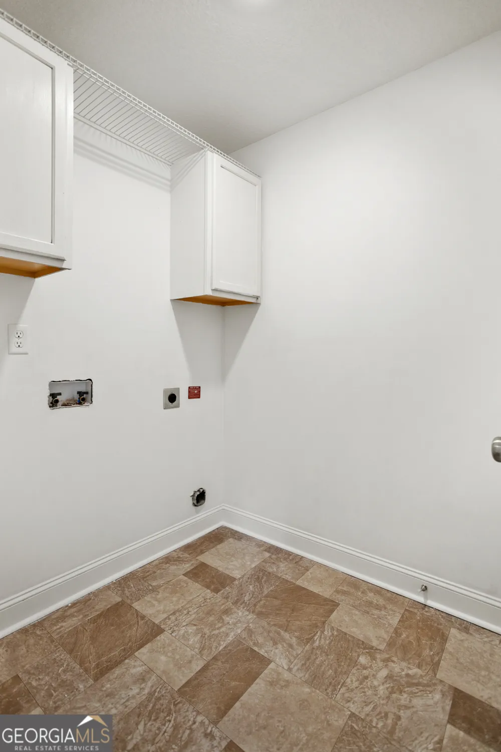 267 Alcott CIR Hinesville, GA 31313