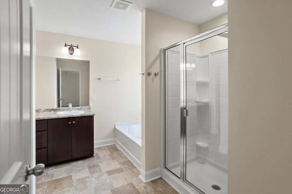 267 Alcott CIR Hinesville, GA 31313