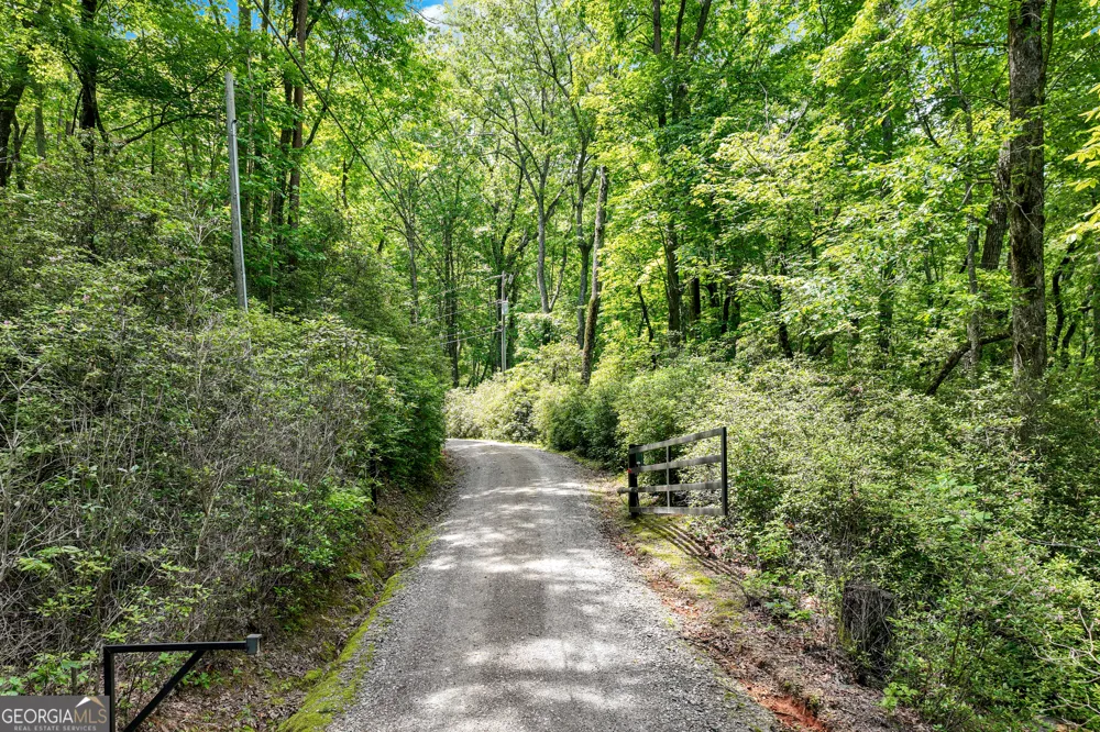 2001 Chimney Mountain Flats TRL Clarkesville, GA 30523