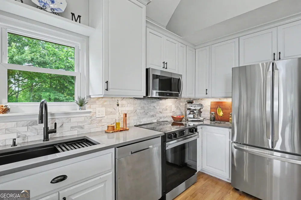 115 Dan Knob Overlook Hayesville, NC 28904