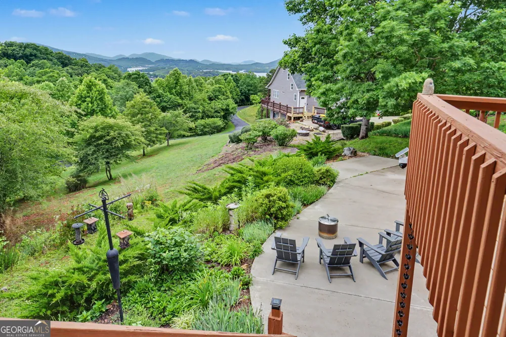 115 Dan Knob Overlook Hayesville, NC 28904