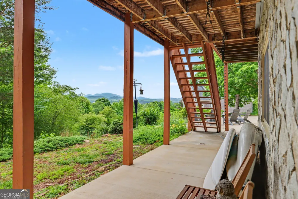 115 Dan Knob Overlook Hayesville, NC 28904