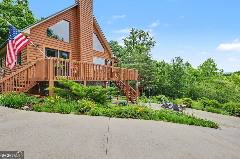 115 Dan Knob Overlook Hayesville, NC 28904