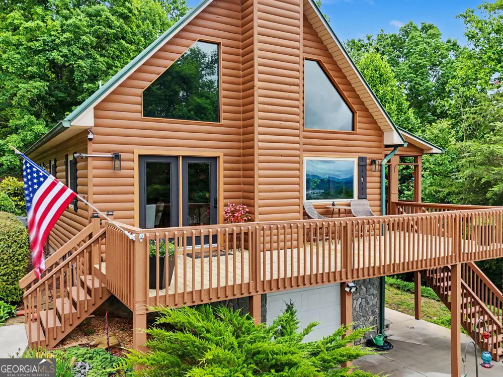 115 Dan Knob Overlook Hayesville, NC 28904