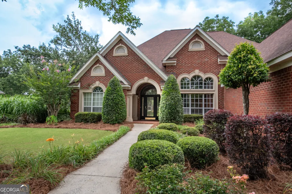 107 Arbor LN Centerville, GA 31028