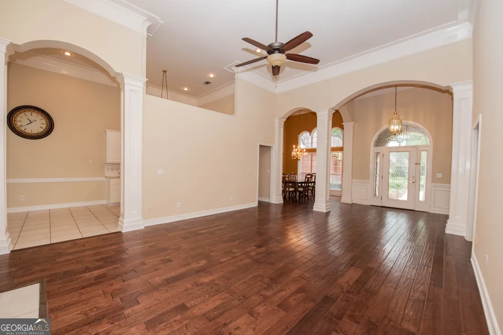 107 Arbor LN Centerville, GA 31028