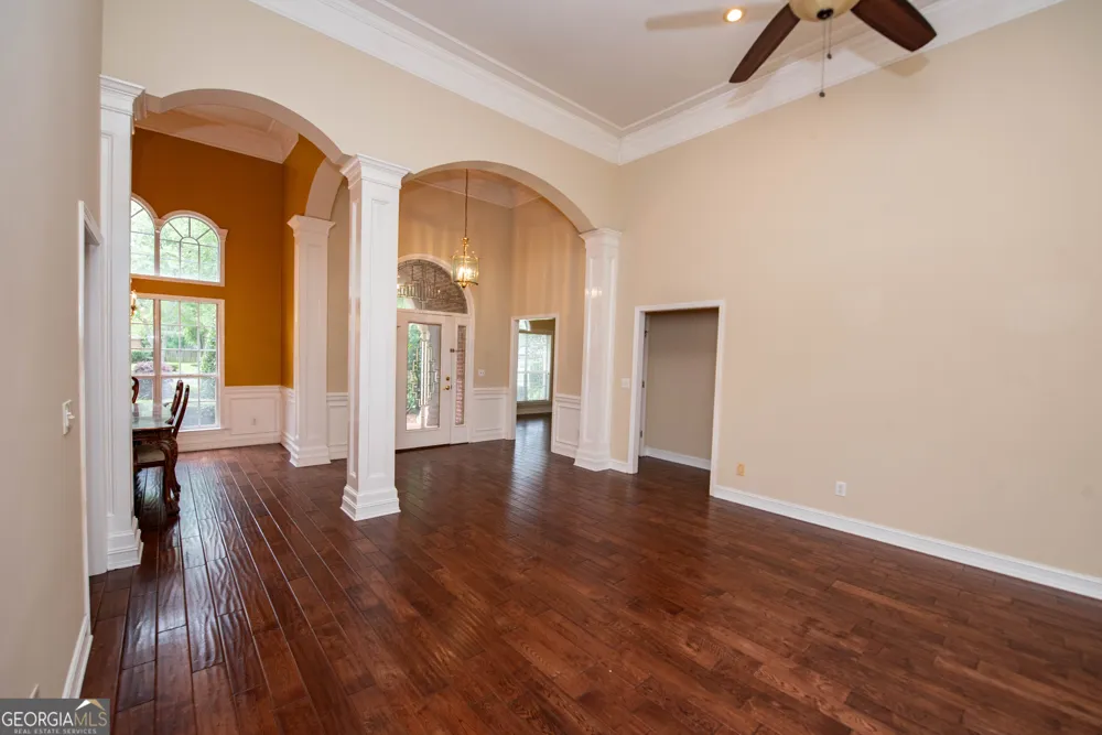 107 Arbor LN Centerville, GA 31028