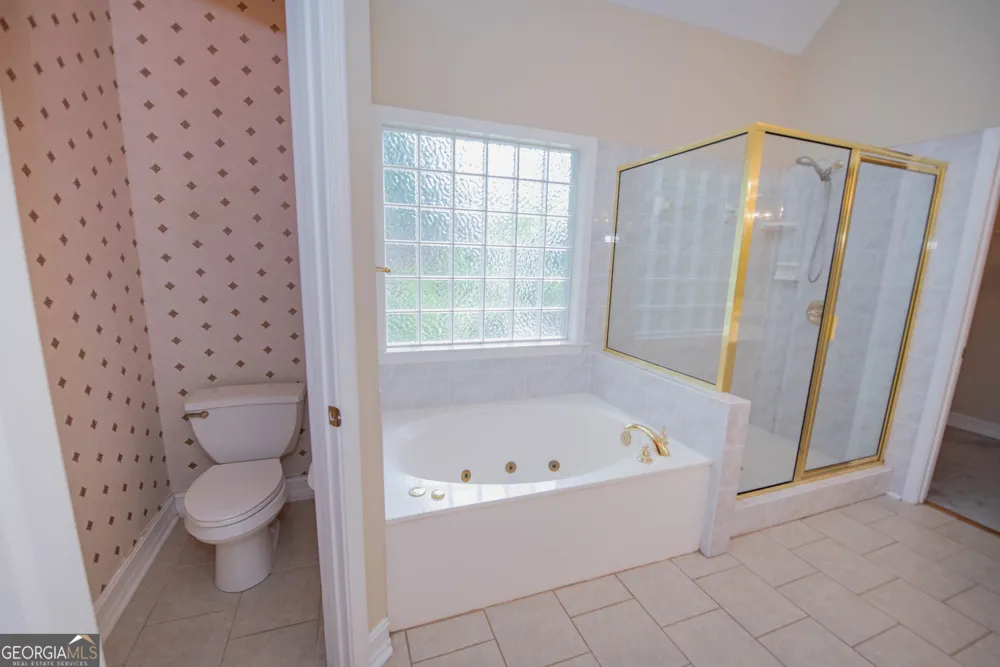 107 Arbor LN Centerville, GA 31028