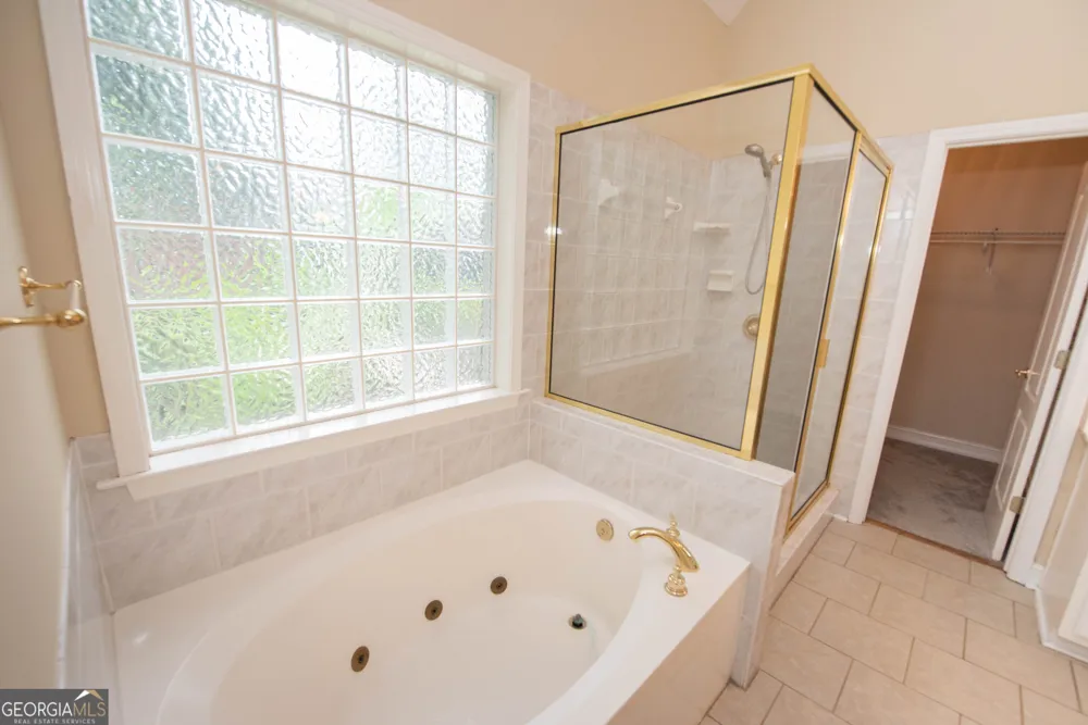 107 Arbor LN Centerville, GA 31028