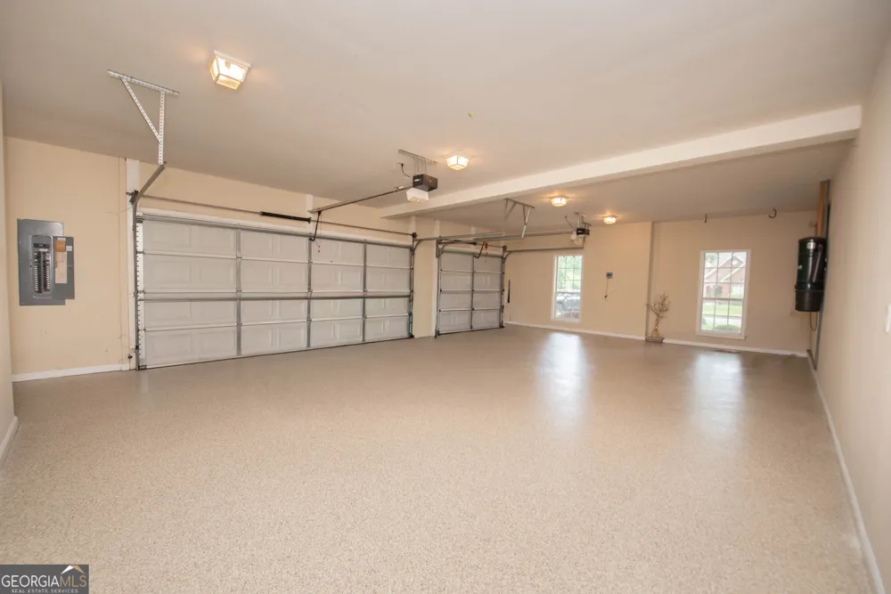 107 Arbor LN Centerville, GA 31028