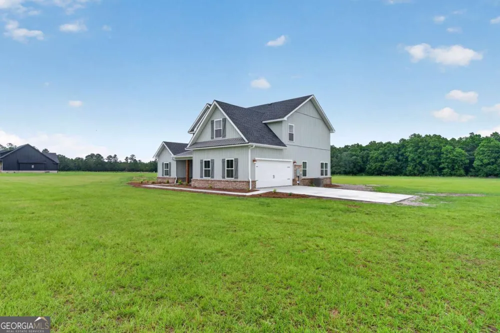 3574 Highway 121 Blackshear, GA 31516
