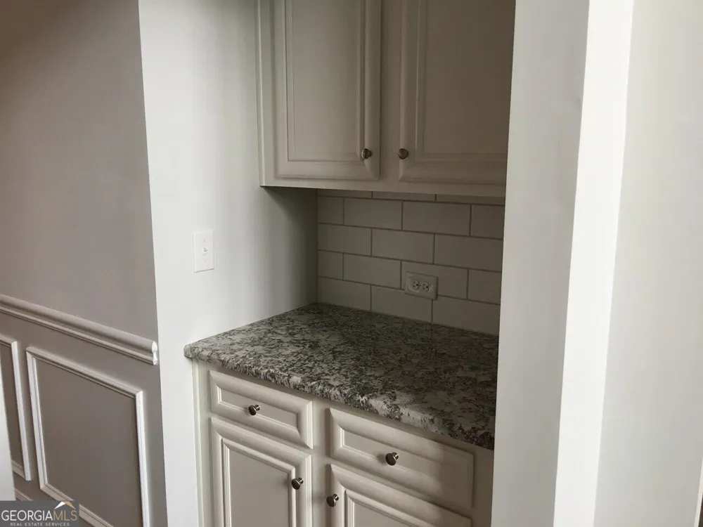5650 Mirror Lake DR Cumming, GA 30028