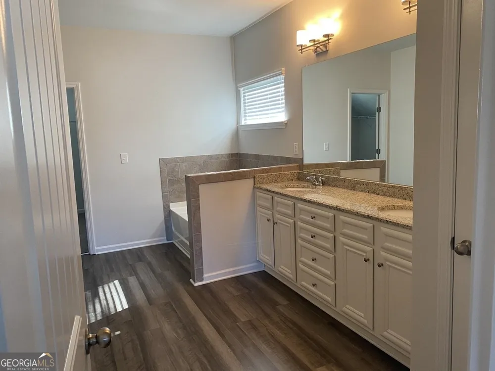 5650 Mirror Lake DR Cumming, GA 30028