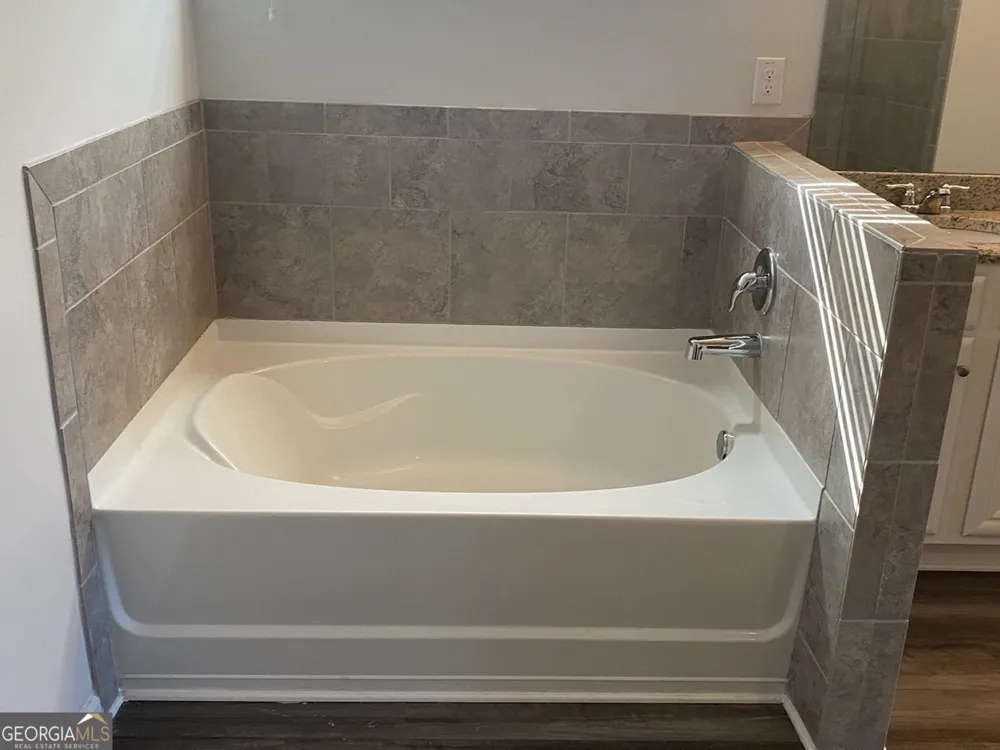 5650 Mirror Lake DR Cumming, GA 30028