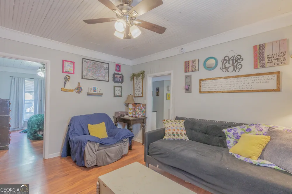 717 W 12th ST Chickamauga, GA 30707
