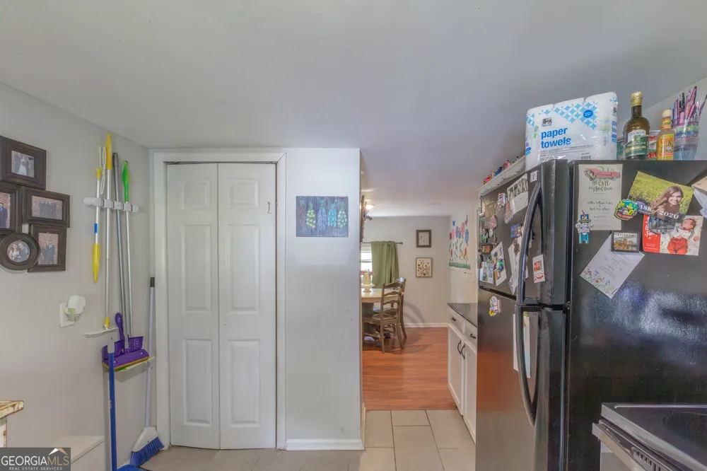 717 W 12th ST Chickamauga, GA 30707