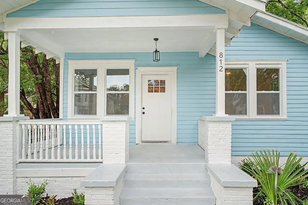 812 E 33rd ST Savannah, GA 31401