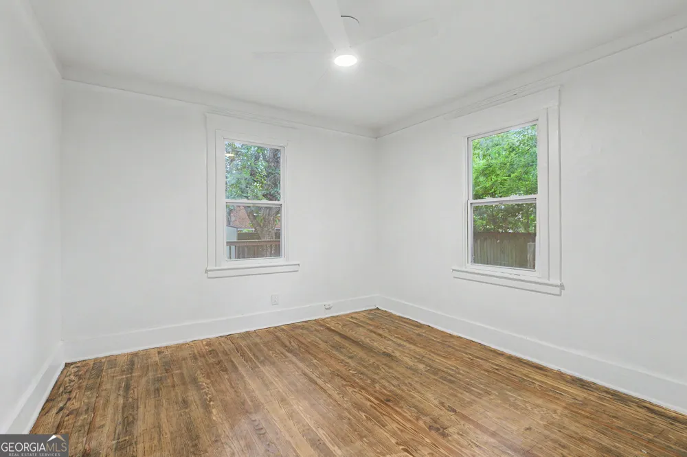 812 E 33rd ST Savannah, GA 31401