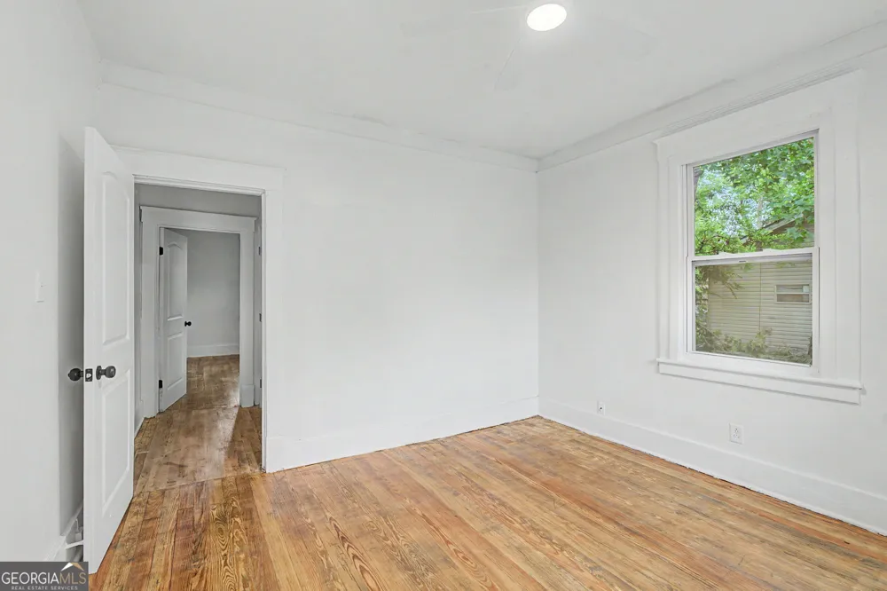 812 E 33rd ST Savannah, GA 31401