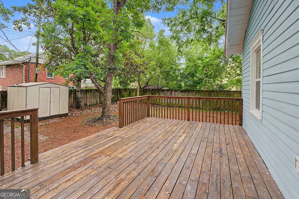 812 E 33rd ST Savannah, GA 31401