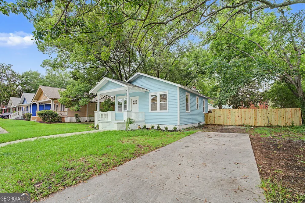 812 E 33rd ST Savannah, GA 31401