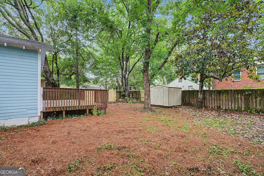 812 E 33rd ST Savannah, GA 31401