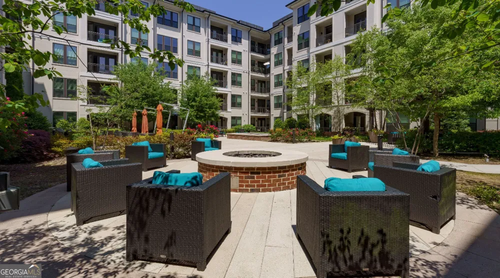 4600 Roswell RD Sandy Springs, GA 30342