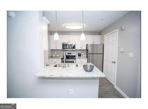 100 Dunwoody Gables DR Dunwoody, GA 30338