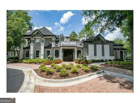100 Dunwoody Gables DR Dunwoody, GA 30338