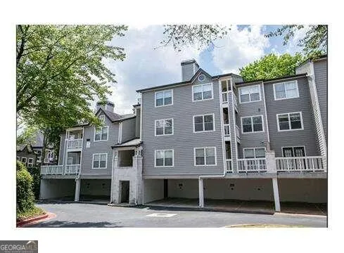 100 Dunwoody Gables DR Dunwoody, GA 30338