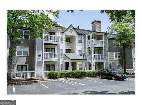 100 Dunwoody Gables DR Dunwoody, GA 30338