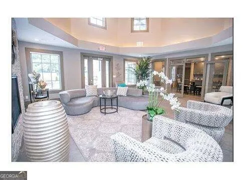 100 Dunwoody Gables DR Dunwoody, GA 30338