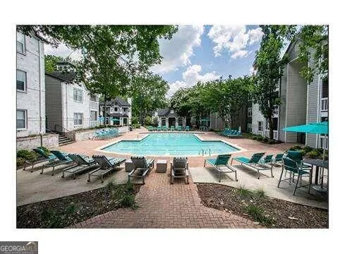 100 Dunwoody Gables DR Dunwoody, GA 30338