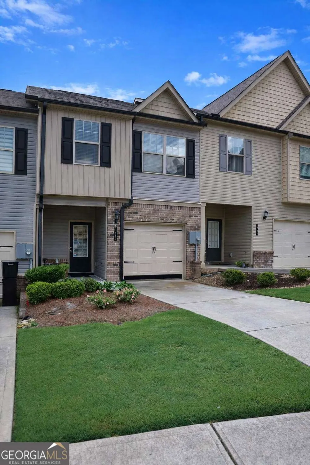 1740 Snapping CT Winder, GA 30680