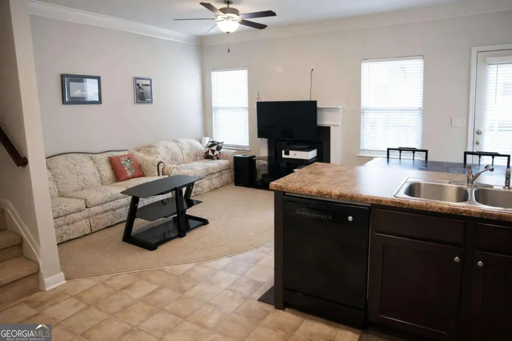 1740 Snapping CT Winder, GA 30680