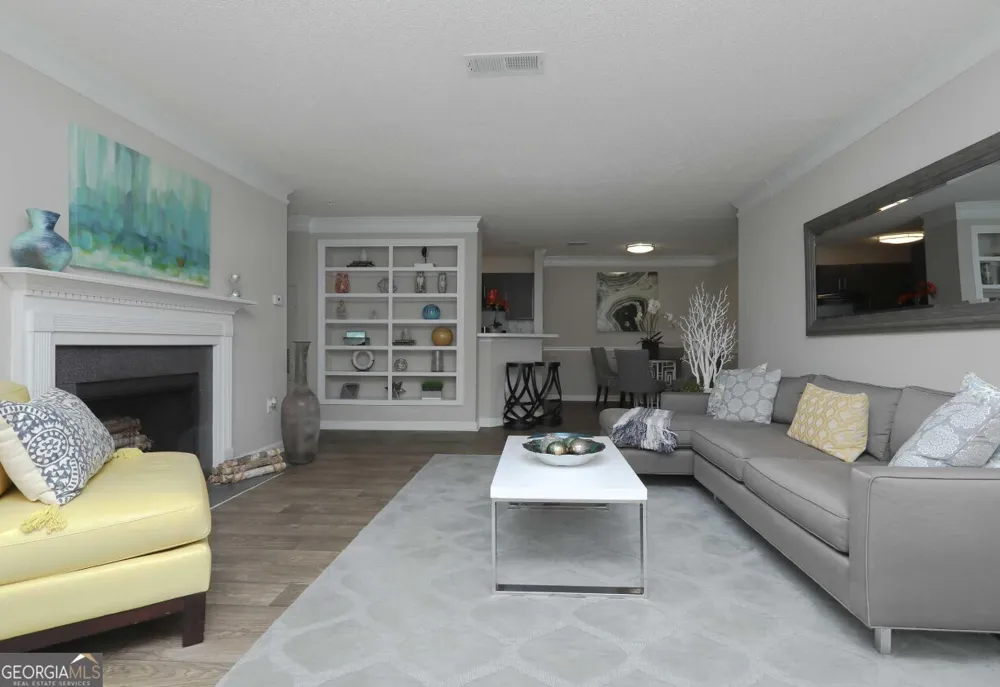 9200 Roberts DR Sandy Springs, GA 30350