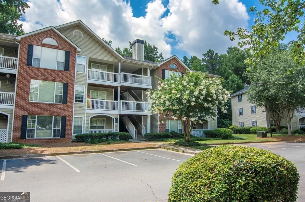 9200 Roberts DR Sandy Springs, GA 30350