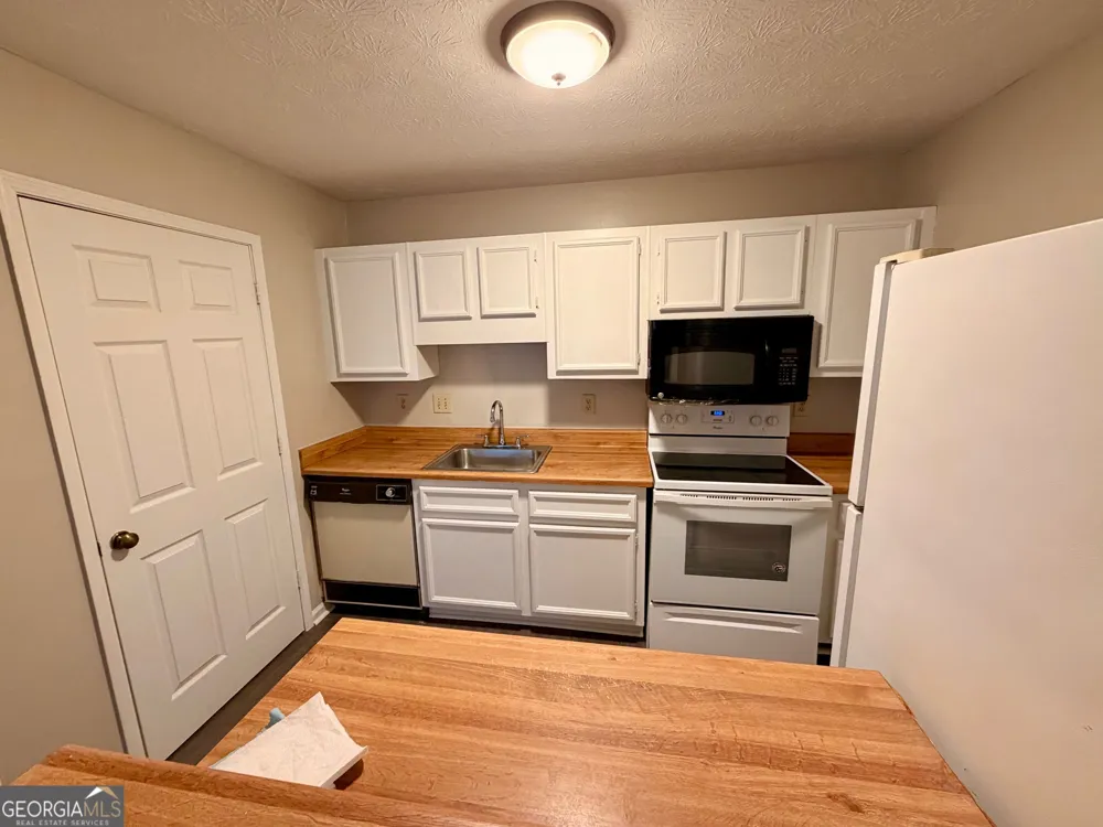 1387 Branch DR Tucker, GA 30084