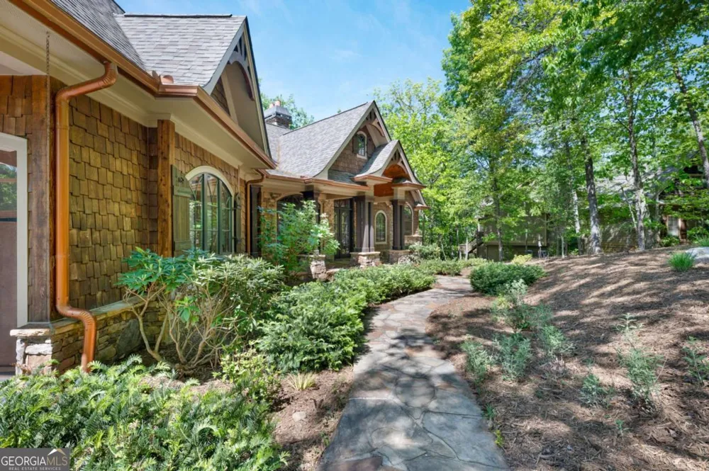 160 Bluestern DR SE Big Canoe, GA 30143